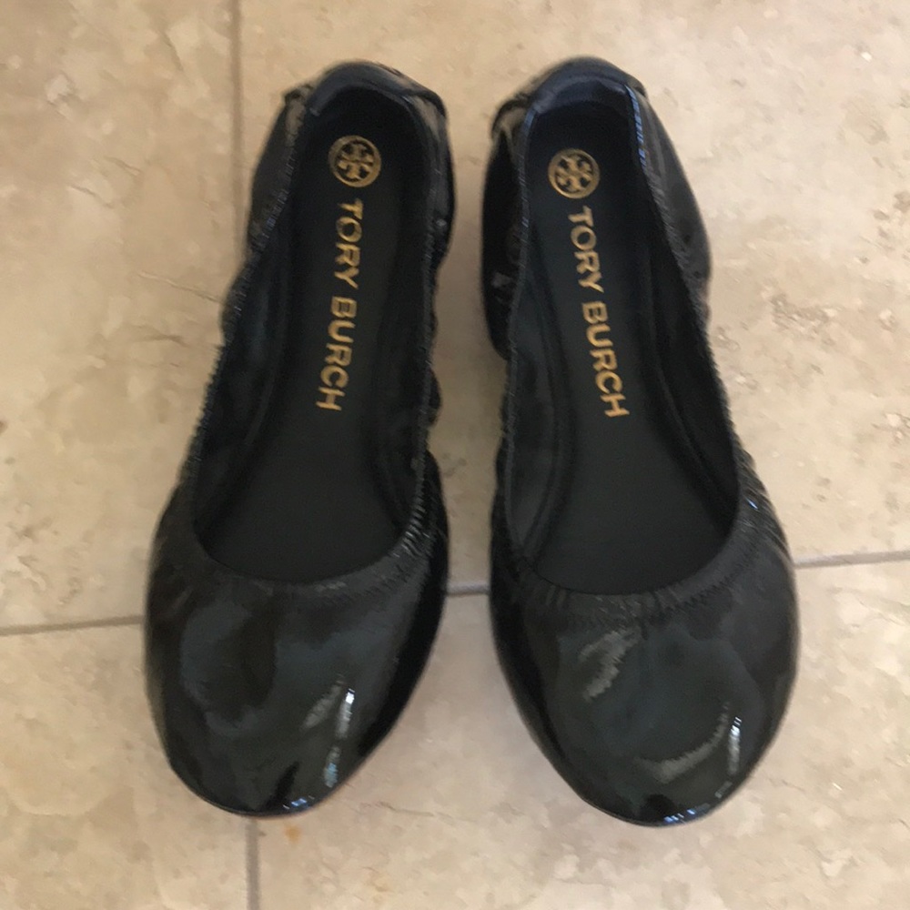 Tory Burch 8.5 Black patten Eddie Ballet shoe